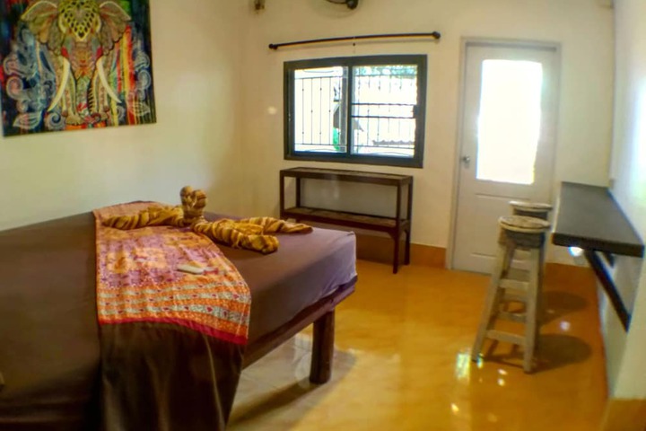 Room 19 of 174