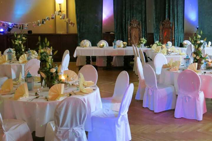 Ballroom/Hall 36 of 45
