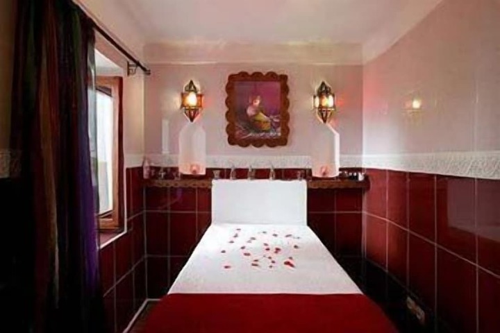Room 34 of 41
