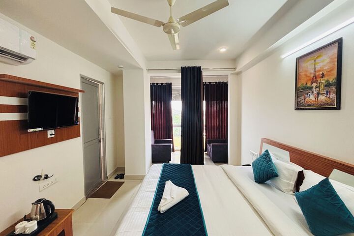 Room 18 of 22
