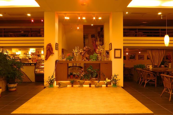 Hotel 2 of 154