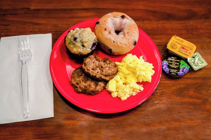 Breakfast/Coffee Service 26 of 34