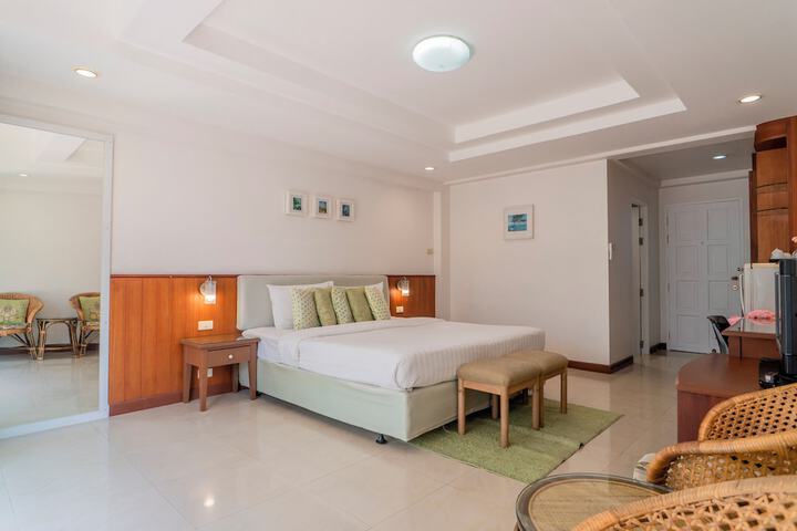 Room 18 of 75