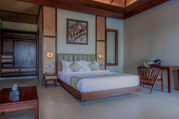Room 12 of 88