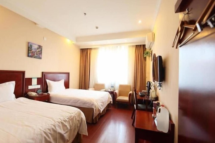 Room 20 of 54