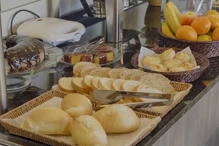 Breakfast/Coffee Service 50 of 63