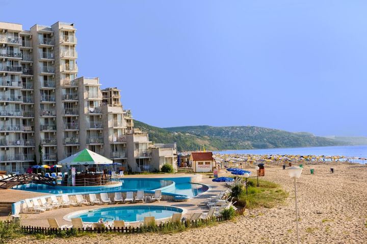 Beach 44 of 53
