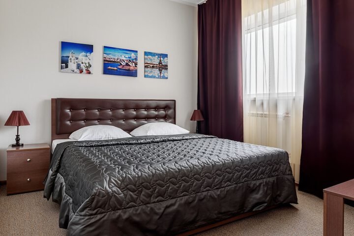 Room 5 of 20