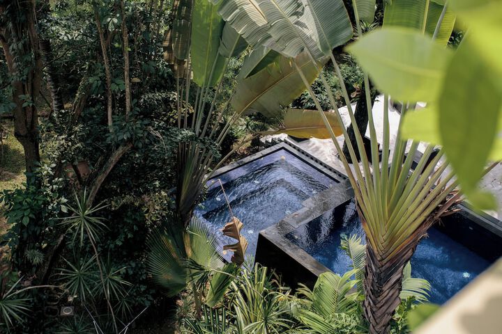 Pool 18 of 27
