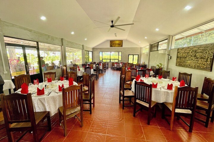 Dining 116 of 151