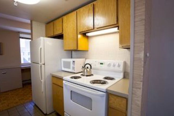 Room 40 of 73