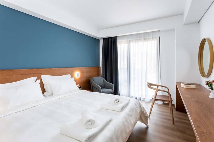 Room 21 of 53