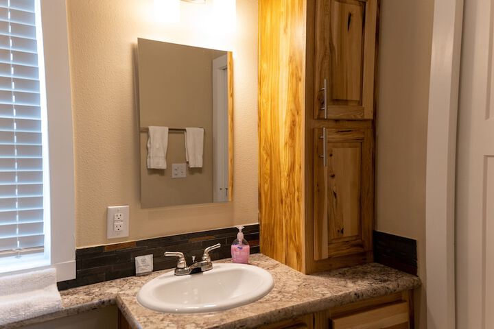 Room 124 of 208