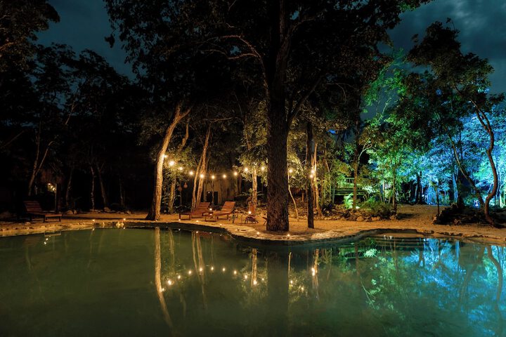 Pool 24 of 55