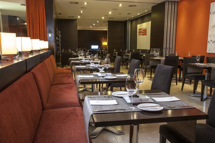 Dining Photos