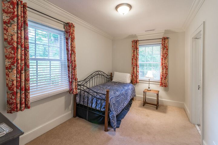 Room 14 of 52