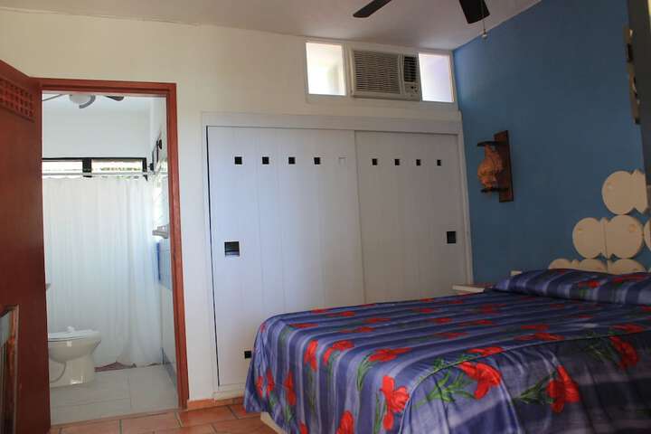 Room 6 of 50