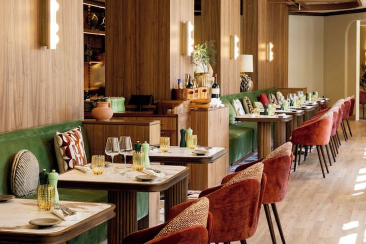 Dining 84 of 135