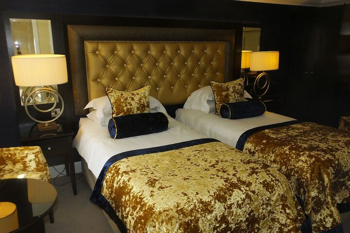 Room 8 of 52