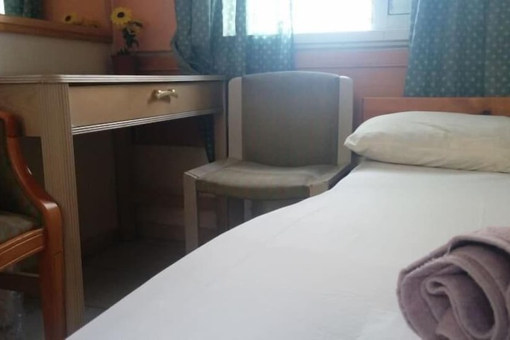 Room 14 of 34