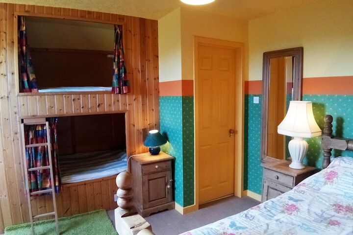 Room 3 of 57