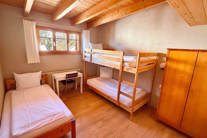 Room 13 of 67