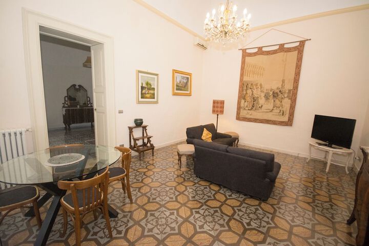 Room 21 of 50