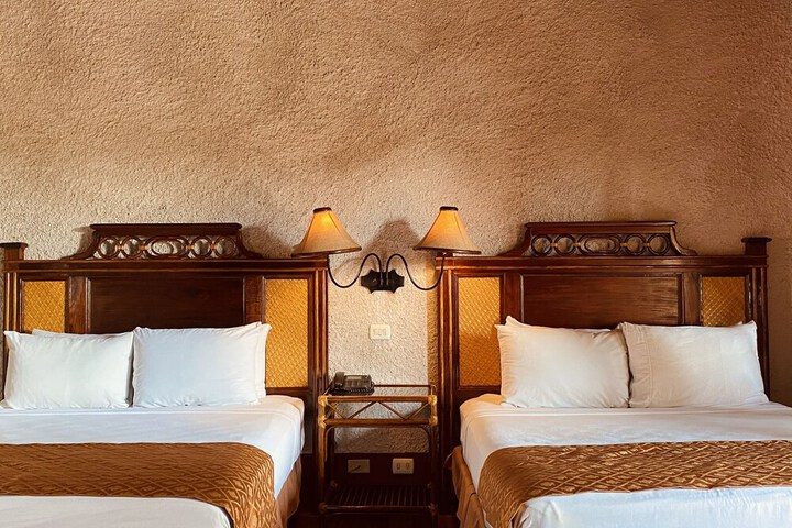 Room 14 of 42