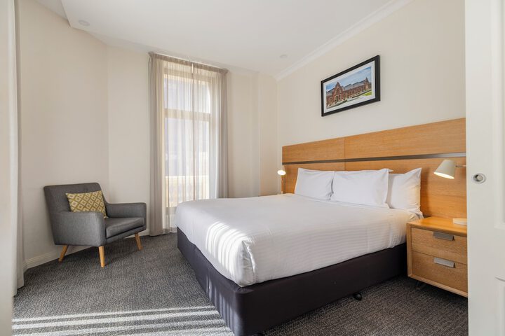 Room 12 of 39