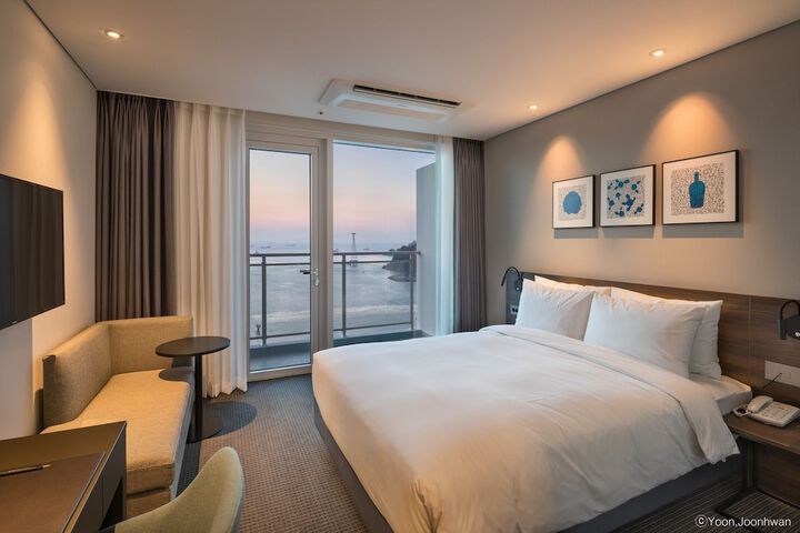 Room 19 of 60