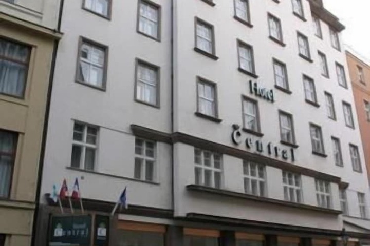 Hotel 47 of 48