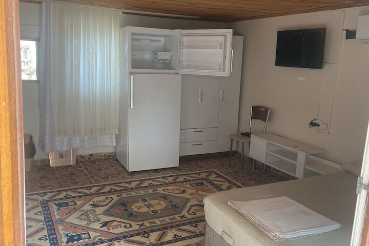 Room 115 of 263