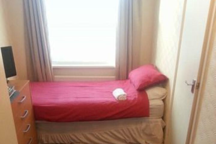 Room 75 of 149