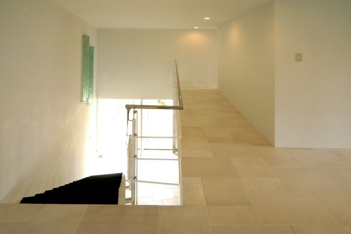 Ballroom/Hall 17 of 23