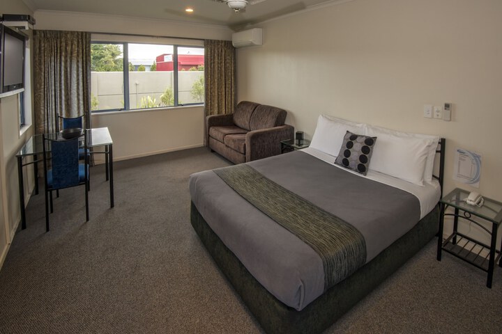 Room 3 of 31