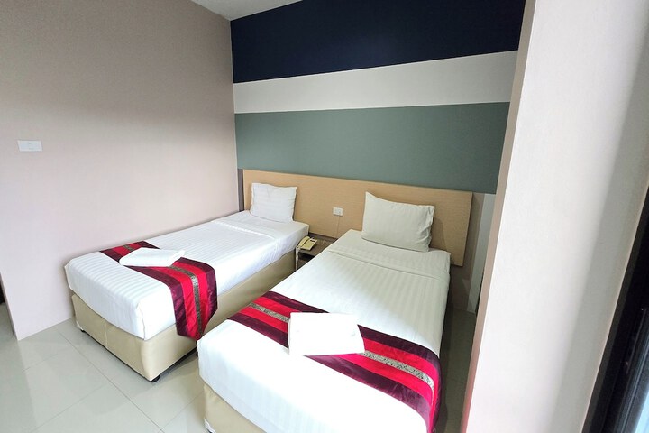 Room 19 of 40