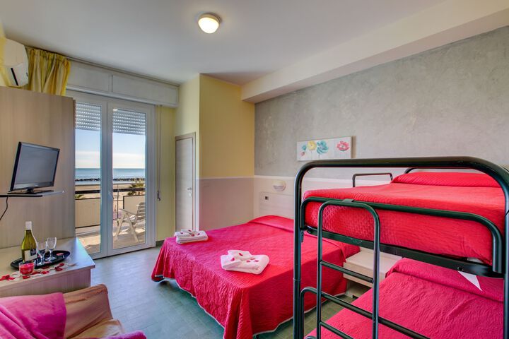 Room 15 of 31