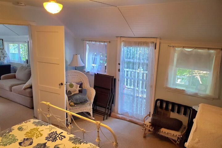Room 9 of 40