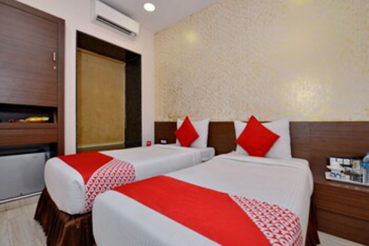 Room 21 of 24