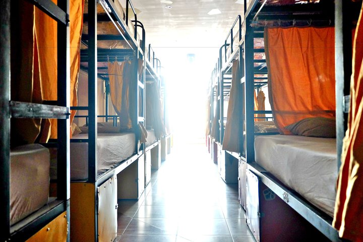 Room 19 of 39