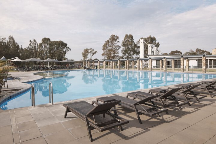 Pool 34 of 102