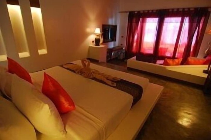 Room 11 of 50