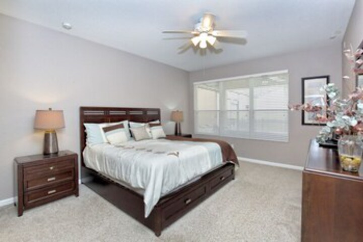 Room 18 of 23