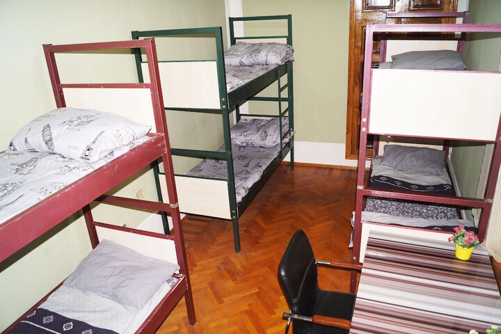 Room 13 of 26