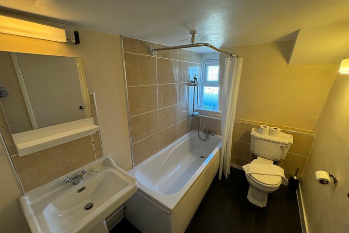 Room 70 of 88