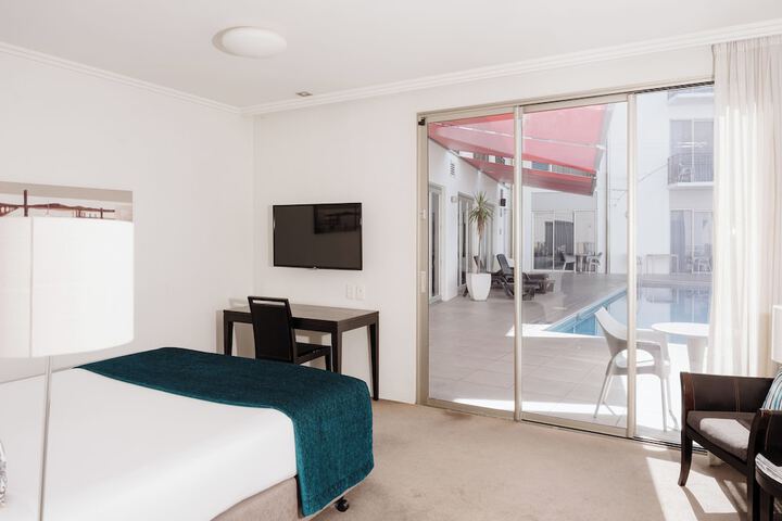Room 21 of 155