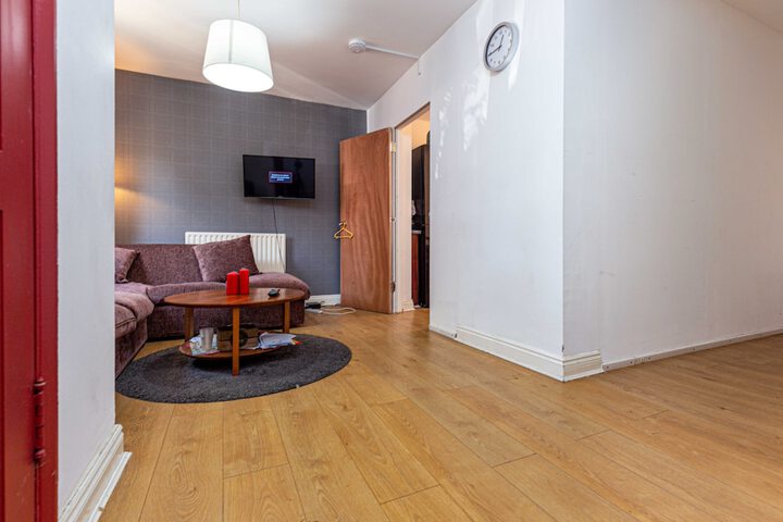 Bazely Street Deluxe Double Room 3