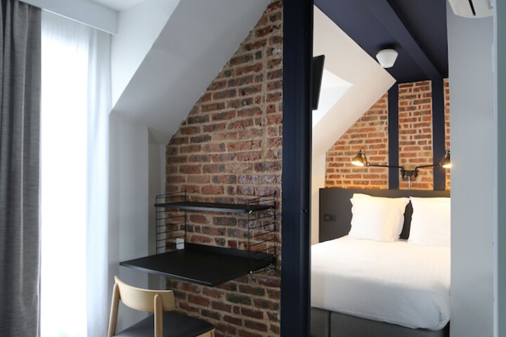 Room 13 of 51