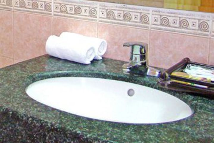 Room 4 of 23