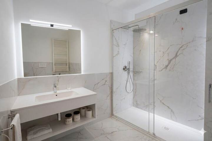 Bathroom Interior Photo